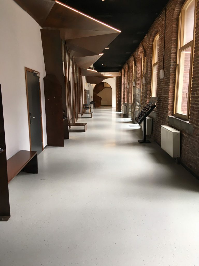 img 2339 e1556539194232 scaled